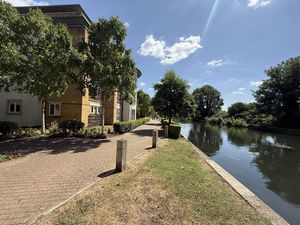 Canal- click for photo gallery